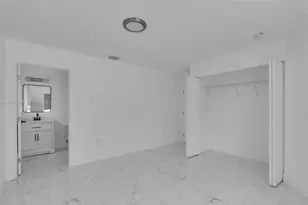 1627 NW 40th St, Miami, FL 33142 - Photo 8