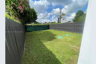 1216-1218 NE 112th St, Miami, FL 33161 - Photo 12