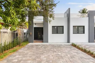 1216-1218 NE 112th St, Miami, FL 33161 - Photo 2