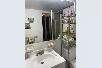 250 181st Dr #111, Sunny Isles Beach, FL 33160 - Photo 4