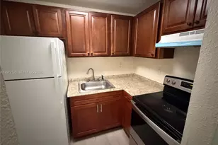 241 SE 9th Ave, Pompano Beach, FL 33060 - Photo 4