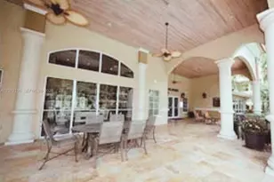 220 SW 116th Ave, Pembroke Pines, FL 33025 - Photo 10