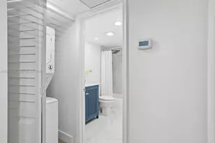 300 SW 130th Terrace, Pembroke Pines, FL 33027 - Photo 6