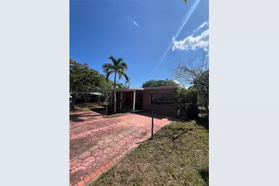 143 SW 22nd Ter, Fort Lauderdale, FL 33312 - Photo 2
