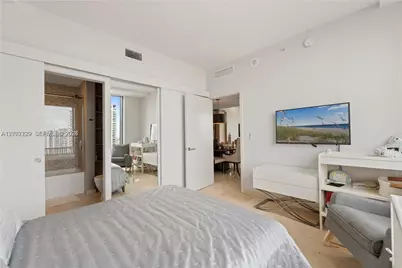 88 SW 7th St #3412, Miami, FL 33130 - Photo 24