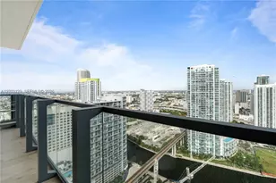 88 SW 7th St, Miami, FL 33130 - Photo 32