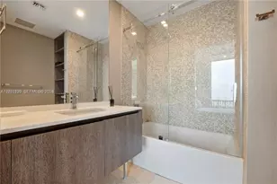 88 SW 7th St, Miami, FL 33130 - Photo 26