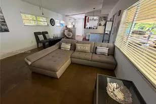 935 Polk St, Hollywood, FL 33019 - Photo 1