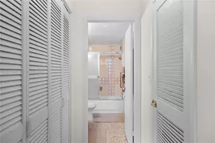 2500 Parkview Dr, Hallandale Beach, FL 33009 - Photo 16