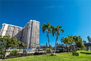 2500 Parkview Dr, Hallandale Beach, FL 33009 - Photo 36