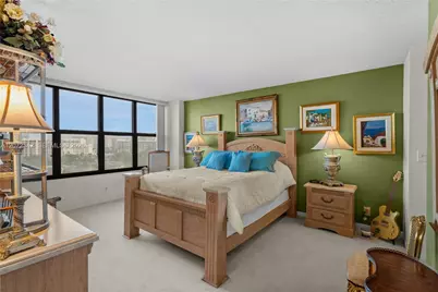 2500 Parkview Dr #1004, Hallandale Beach, FL 33009 - Photo 14
