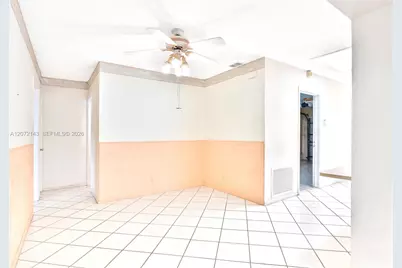 7102 NW 71st St, Tamarac, FL 33321 - Photo 10
