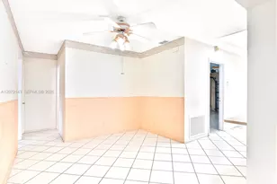 7102 NW 71st St, Tamarac, FL 33321 - Photo 10