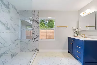 10650 NE 11th Ct, Miami Shores, FL 33138 - Photo 16