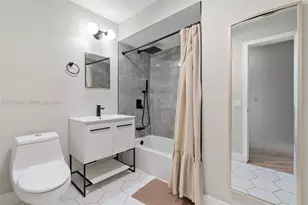10650 NE 11th Ct, Miami Shores, FL 33138 - Photo 12
