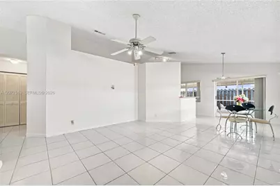 7336 Granada Way, Margate, FL 33063 - Photo 14