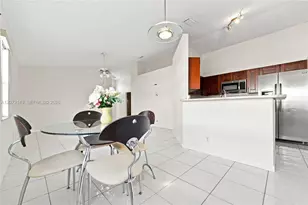7336 Granada Way, Margate, FL 33063 - Photo 10