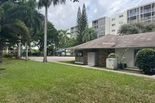 900 NE 12th Ave, Hallandale Beach, FL 33009 - Photo 34