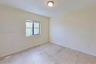 22801 SW 88th Pl, Cutler Bay, FL 33190 - Photo 6
