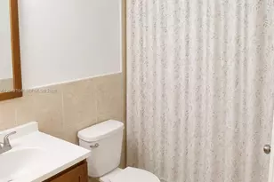 10663 NW 45th St, Coral Springs, FL 33065 - Photo 2