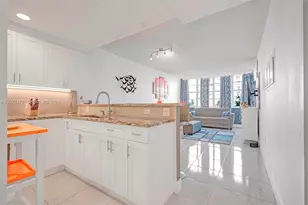 1351 NE Miami Gardens Dr, Miami, FL 33179 - Photo 2