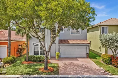 7654 NW 21st Dr, Pembroke Pines, FL 33024 - Photo 2