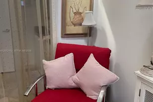 6365 Collins Ave, Miami Beach, FL 33141 - Photo 4