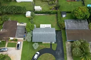 7810 NW 11th Ct, Pembroke Pines, FL 33024 - Photo 22