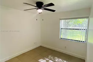 20005 NE 3rd Ct, Miami, FL 33179 - Photo 16