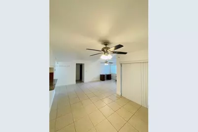 20005 NE 3rd Ct #5, Miami, FL 33179 - Photo 8