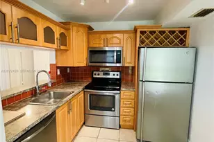 20005 NE 3rd Ct, Miami, FL 33179 - Photo 6