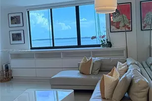 540 Brickell Key Dr, Miami, FL 33131 - Photo 2