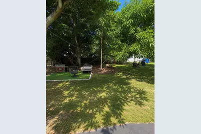 2221 NW 30th Way, Fort Lauderdale, FL 33311 - Photo 4