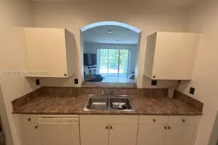 2245 NE 42nd Ave, Homestead, FL 33033 - Photo 8
