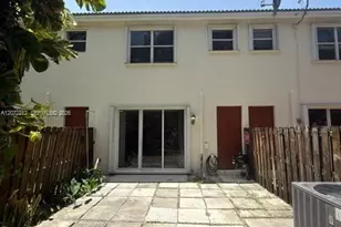 2245 NE 42nd Ave, Homestead, FL 33033 - Photo 14