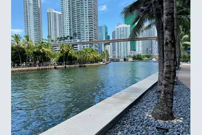 185 SW 7th St #1607, Miami, FL 33130 - Photo 12