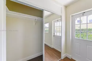 5420 NE 22nd Terrace, Fort Lauderdale, FL 33308 - Photo 12