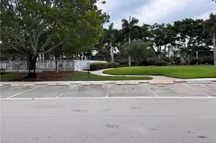 1599 Palermo Dr, Weston, FL 33327 - Photo 14