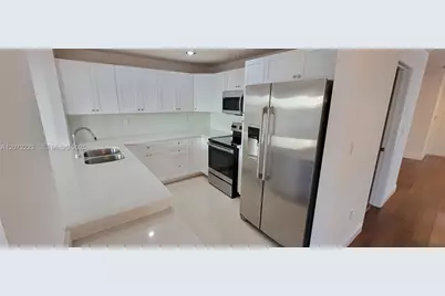 5173 NW 114th Pl, Doral, FL 33178 - Photo 12