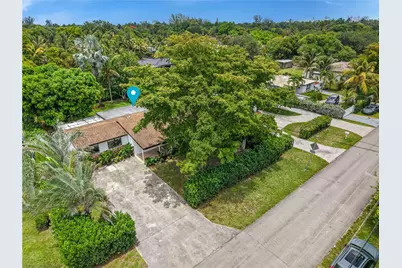 125 NE 150th St, Miami, FL 33161 - Photo 26