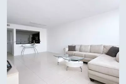 1301 NE Miami Gardens Dr #1404W, Miami, FL 33179 - Photo 4