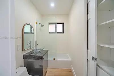 1825 Alamanda Dr, North Miami, FL 33181 - Photo 16