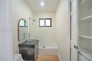 1825 Alamanda Dr, North Miami, FL 33181 - Photo 16