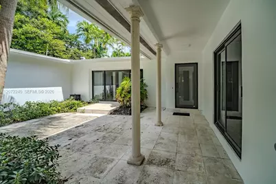 1825 Alamanda Dr, North Miami, FL 33181 - Photo 22