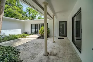 1825 Alamanda Dr, North Miami, FL 33181 - Photo 22