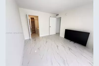 16909 N Bay Rd #817, Sunny Isles Beach, FL 33160 - Photo 12