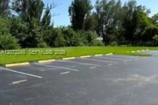 901 SW 128th Ave, Pembroke Pines, FL 33027 - Photo 30