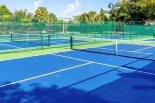 901 SW 128th Ave, Pembroke Pines, FL 33027 - Photo 38