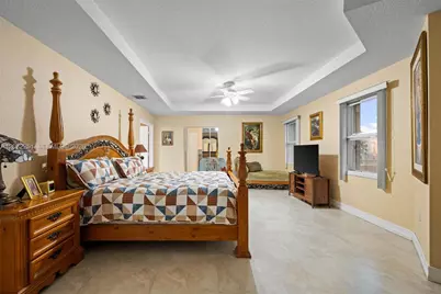 675 SW 159th Ln, Pembroke Pines, FL 33027 - Photo 42