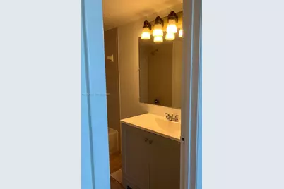 213 Lake Pointe Dr #112, Oakland Park, FL 33309 - Photo 8